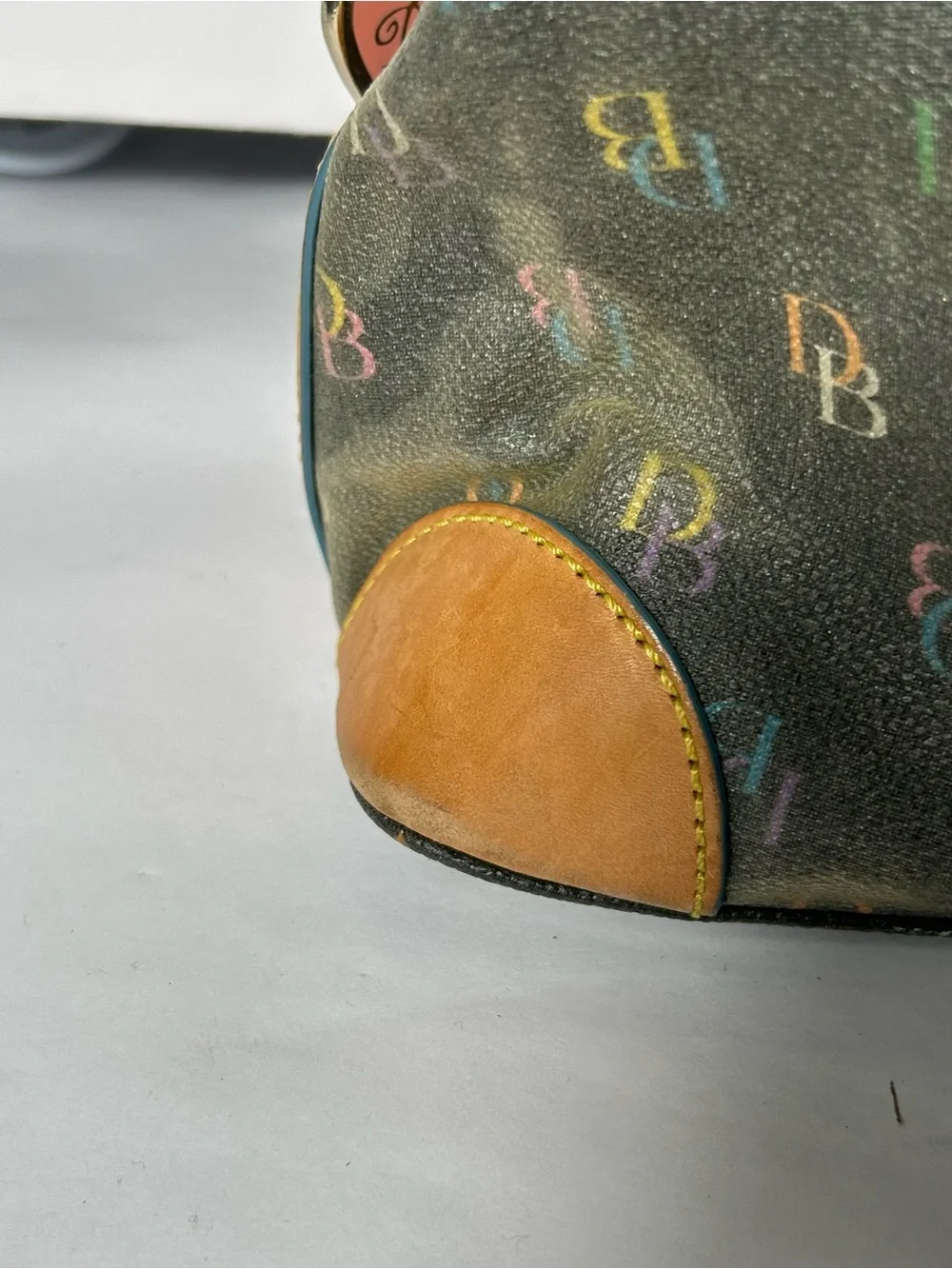Dooney & Bourke ** this